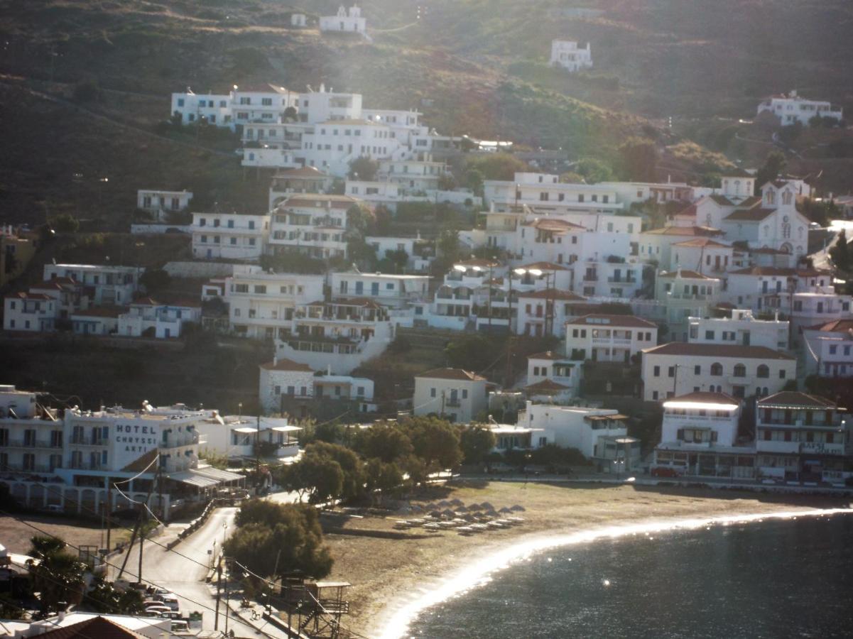 Blue Dolphin Hotel Batsi  Exterior photo