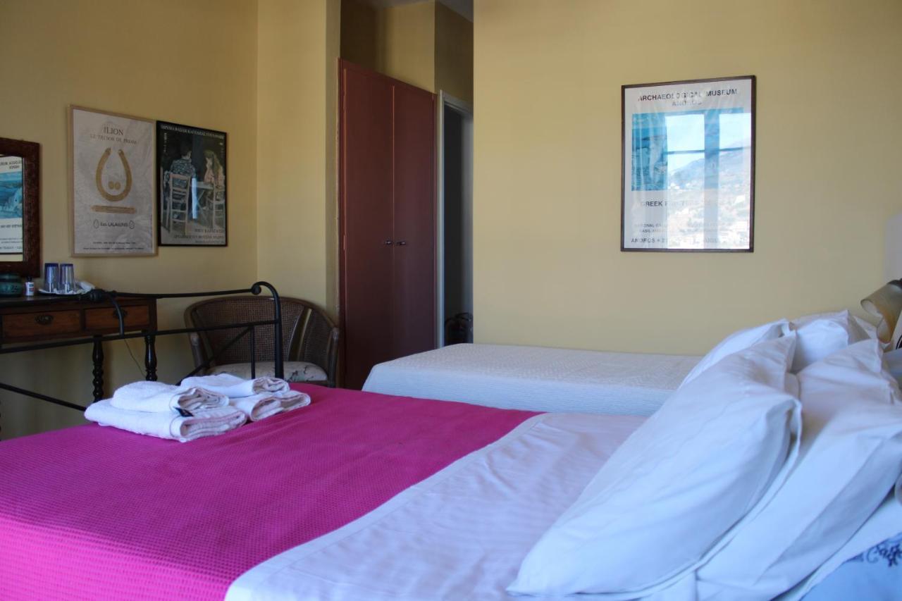 Blue Dolphin Hotel Batsi  Exterior photo